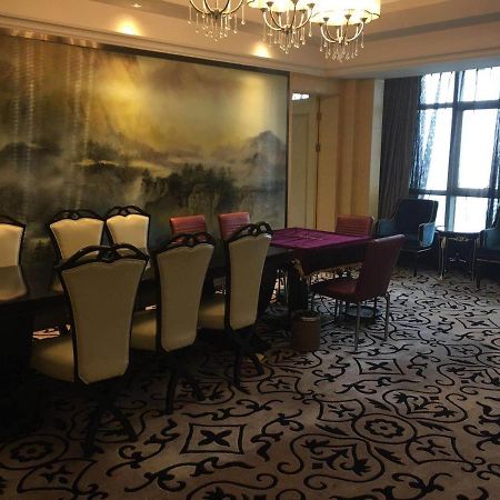 Ramada Yangzhou Baoying Hotel Exterior foto
