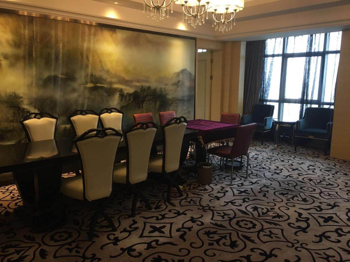 Ramada Yangzhou Baoying Hotel Exterior foto