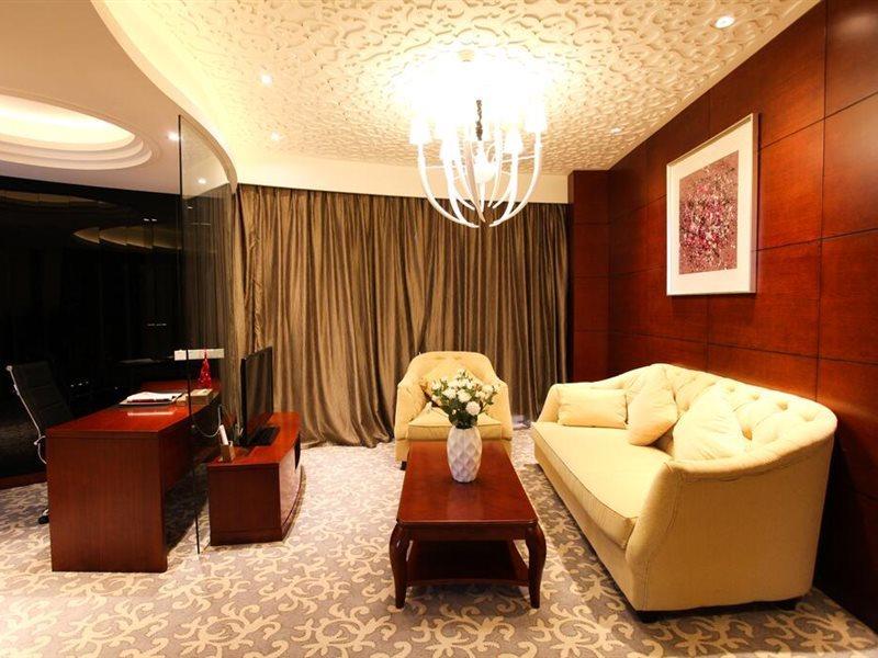 Ramada Yangzhou Baoying Hotel Exterior foto