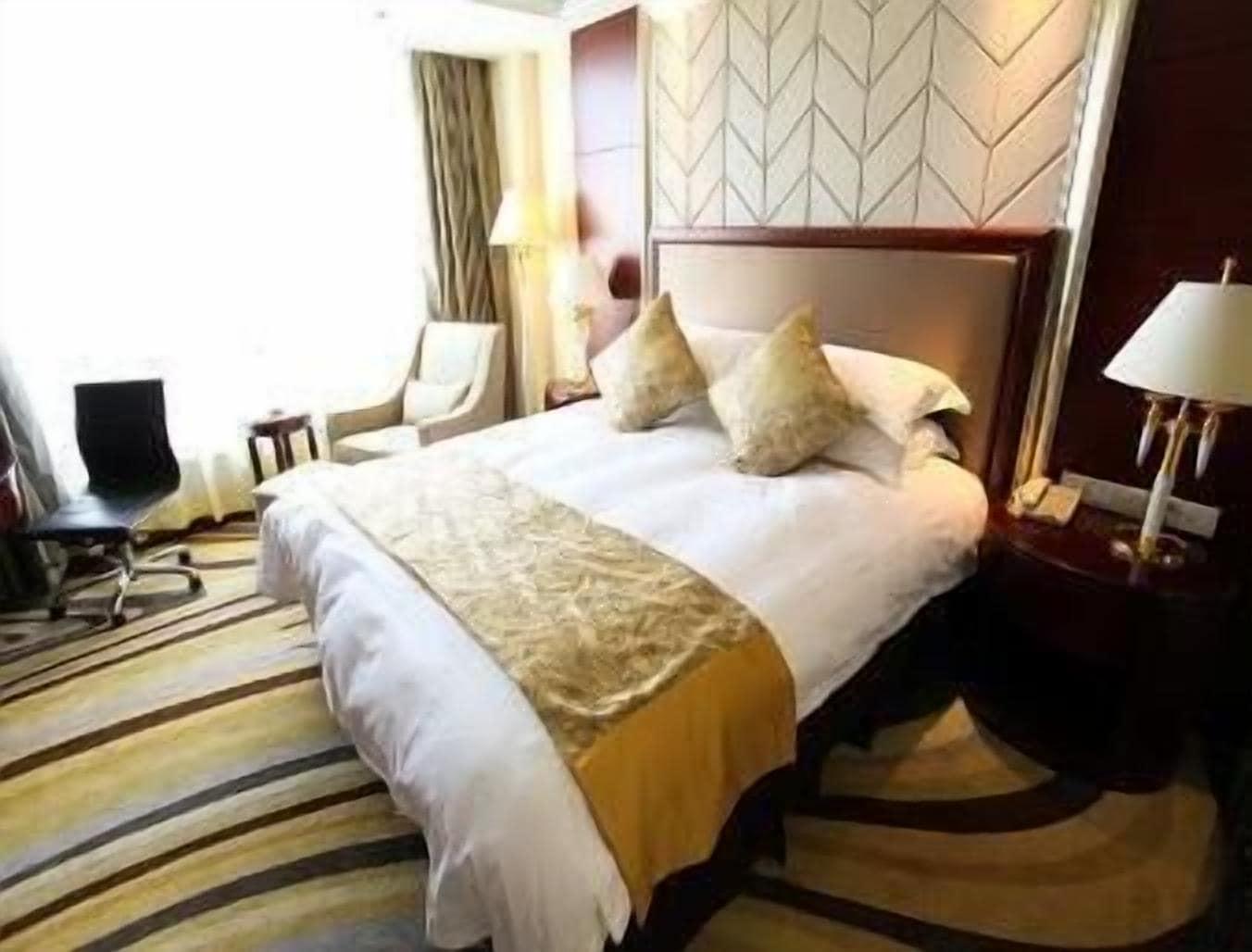 Ramada Yangzhou Baoying Hotel Exterior foto